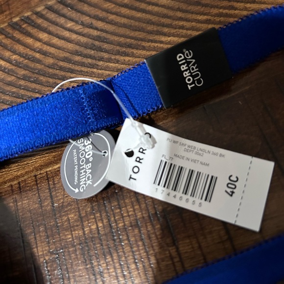 NWT! Torrid push-up wire free solid 360 back smoothing bra - Picture 4 of 5